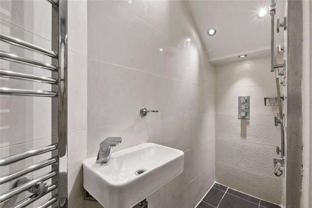 Marylebone 2 Bed Near Harley St & Regents Park Appartamento